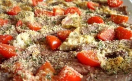 Tonno con pomodorini e condimenti 