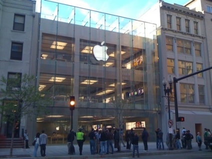 bostonapplestore.jpg