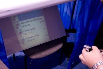 Logic Bolt il primo cellulare con proiettore integrato