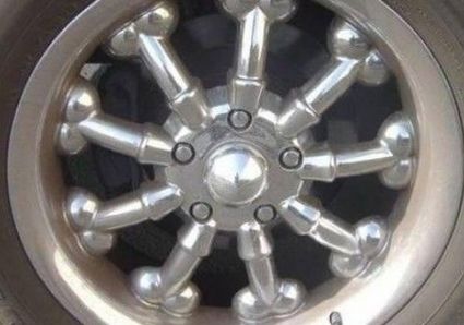 L'arte di immortalare dei peni accidentalmente! L'arte di immortalare dei peni accidentalmente!