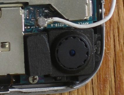 Problema ricezione antennza iPhone 4G: in arrivo il Fix hardware il 30 settembre?