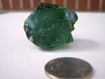 SMERALDO grezzo da 65 carati, ritrovato in un campo di grano