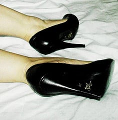 GF11: Notte di passione tra Davide e Olivia, video!