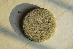 Galles: Uccide la fidanzata 15 enne per farsi offrire una colazione dall'amico